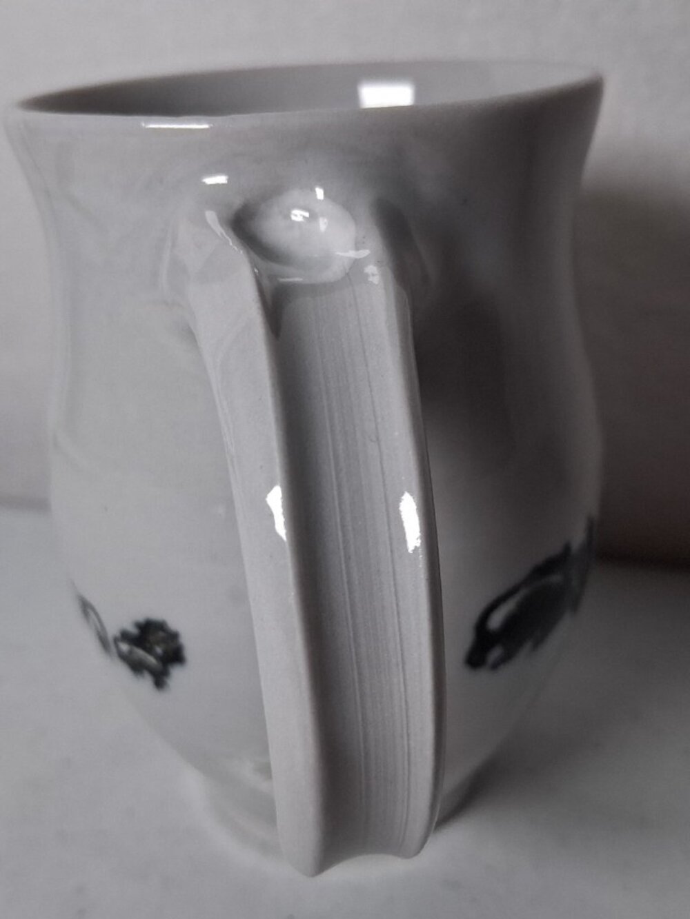 Studio Art Pottery Coffee Mug Skunk Family Animal Skunks Ceramic Cup 12oz - Picture 3 of 16